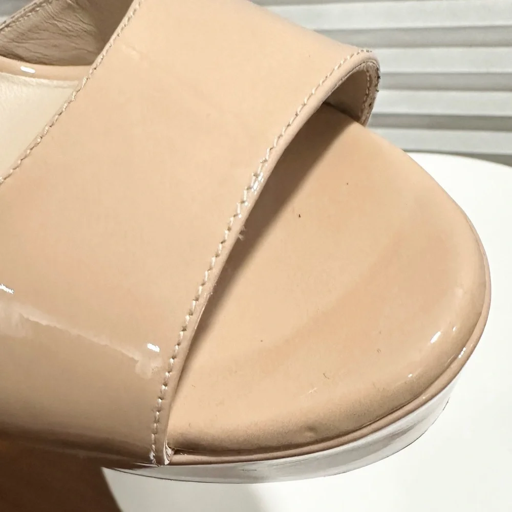 🌹STUART WEITZMAN 🌹 Discoplatform Nudistcurve Patent Leather Sandals Size: 10B